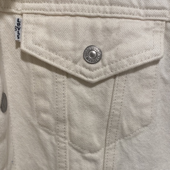 LEVIS NWT Women’s Ex Boyfriend  Trucker Jacket size XS - Picture 2 of 7